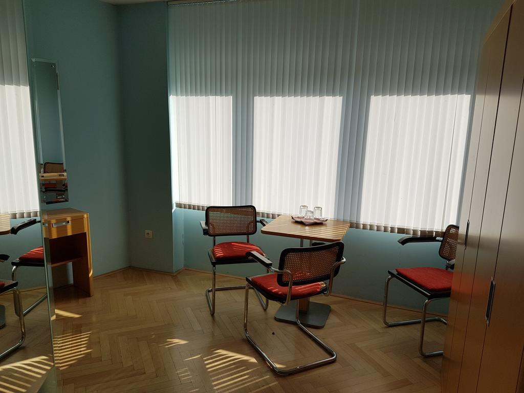 Penzion Branabeskyd Frýdlant nad Ostravicí エクステリア 写真