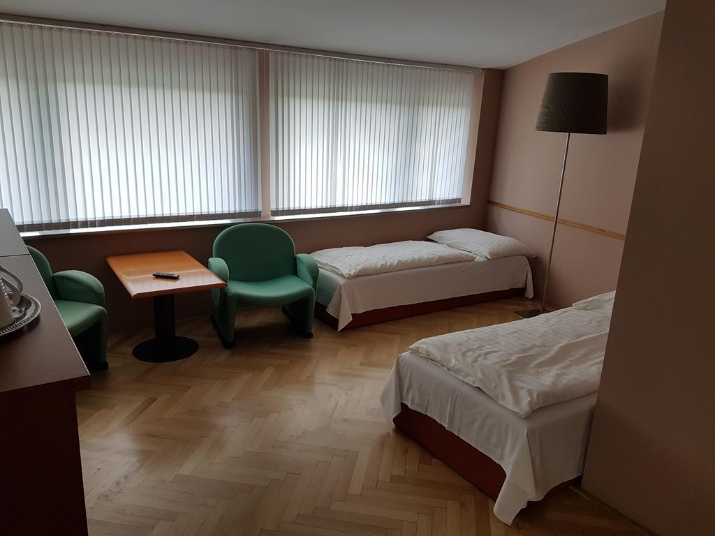 Penzion Branabeskyd Frýdlant nad Ostravicí エクステリア 写真