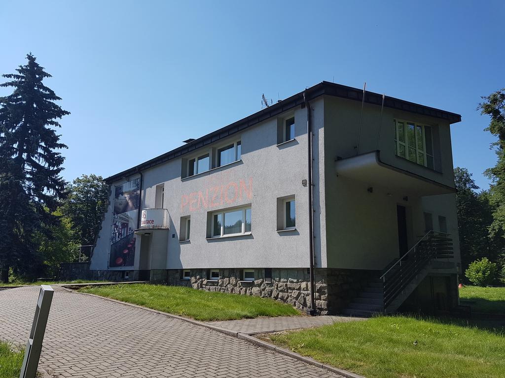 Penzion Branabeskyd Frýdlant nad Ostravicí エクステリア 写真